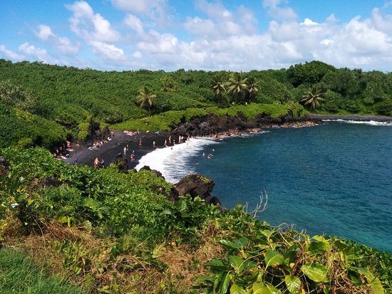 playa arena negra hawaii maui hana parque nacional