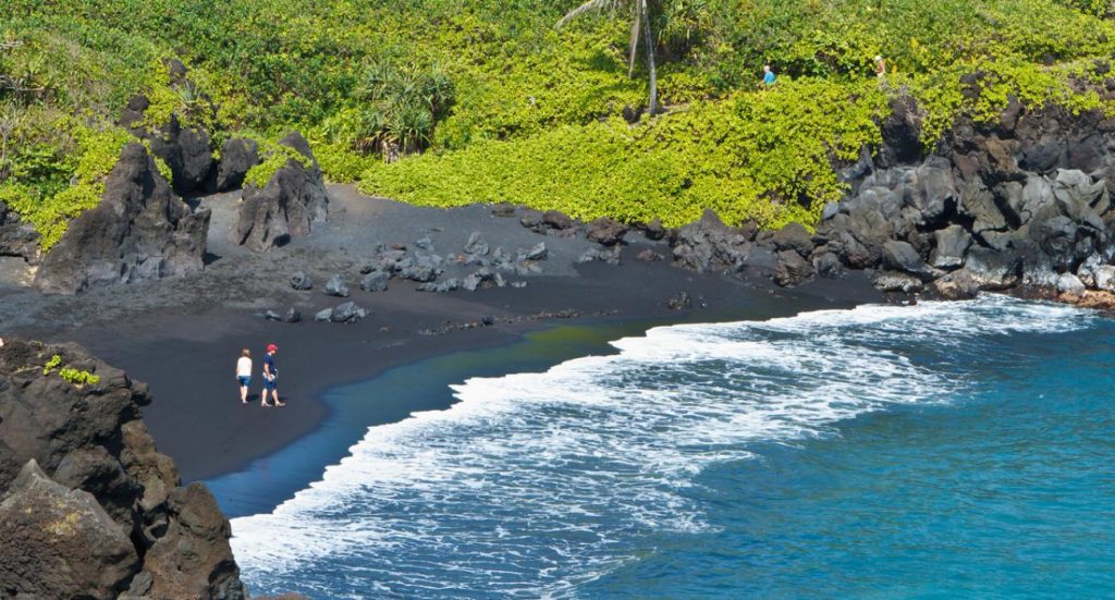 playa arena negra hawaii maui parque nacional